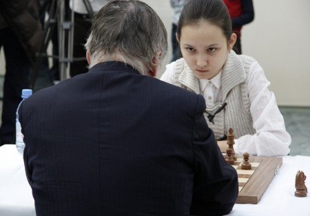 Карпов сыграл мини-матч с Жансае Абдумалик
