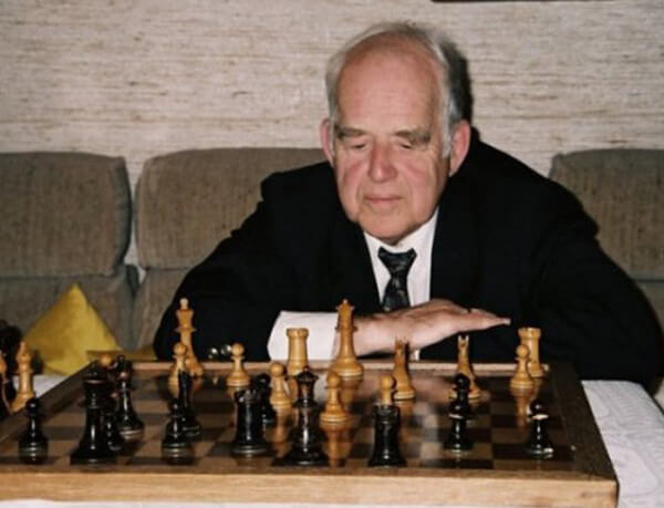 Шахматист Вольфганг Унцикер - биография